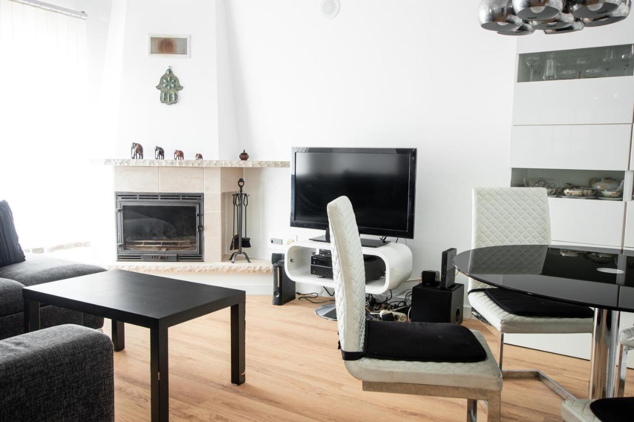 Villa 6Pax Baby Friendly Near Dino Park&Beaches Sao Bartolomeu dos Galegos e Moledo ภายนอก รูปภาพ
