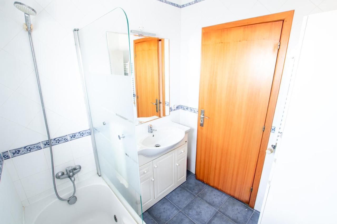Villa 6Pax Baby Friendly Near Dino Park&Beaches Sao Bartolomeu dos Galegos e Moledo ภายนอก รูปภาพ