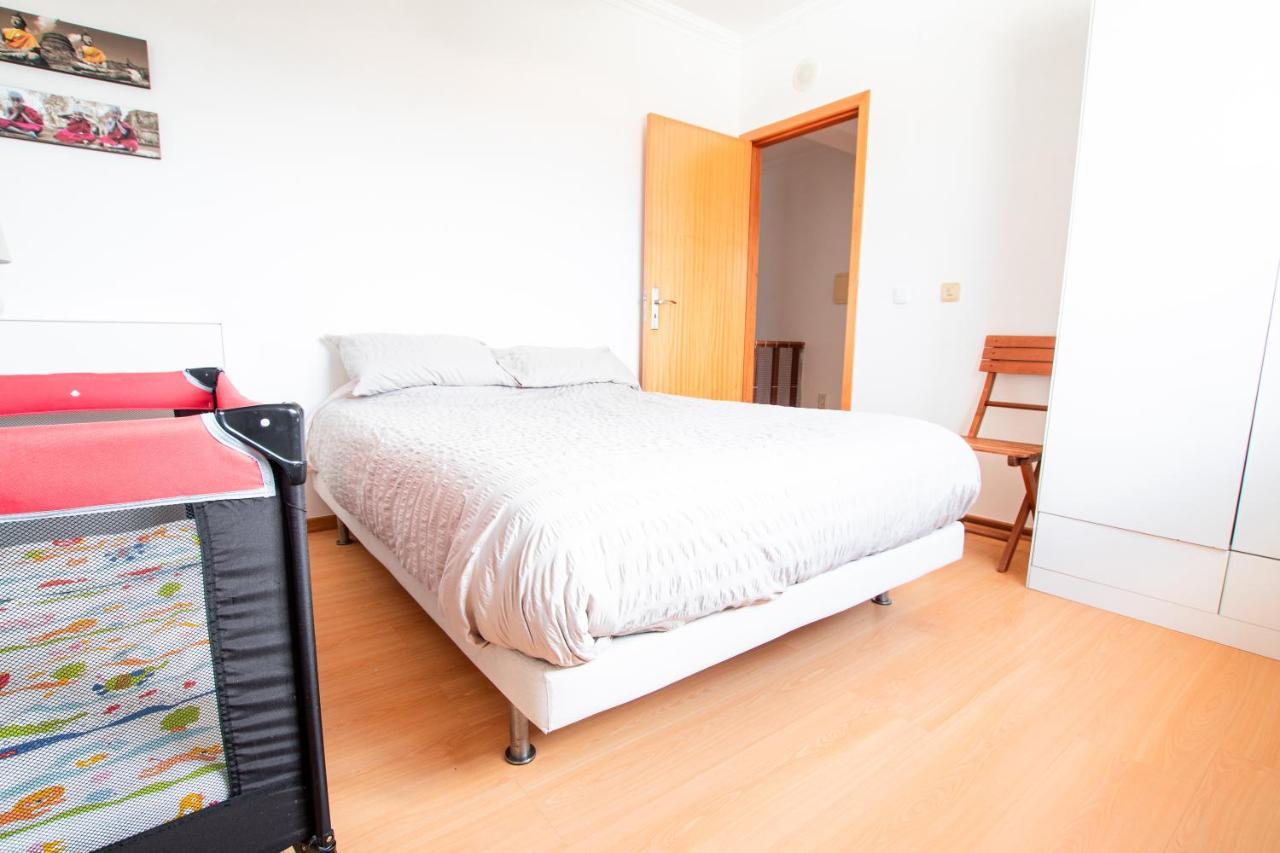 Villa 6Pax Baby Friendly Near Dino Park&Beaches Sao Bartolomeu dos Galegos e Moledo ภายนอก รูปภาพ
