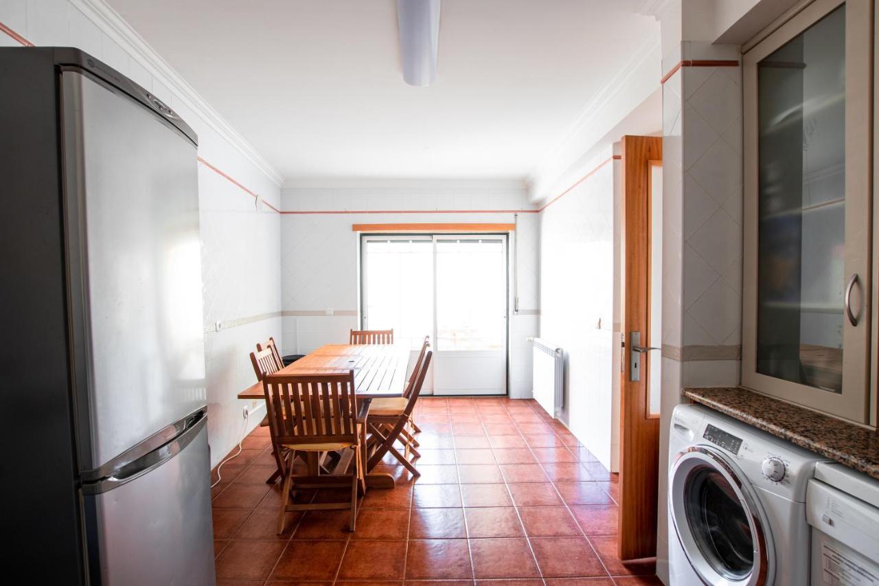 Villa 6Pax Baby Friendly Near Dino Park&Beaches Sao Bartolomeu dos Galegos e Moledo ภายนอก รูปภาพ